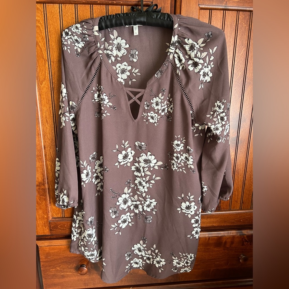 Maurice’s top - Grayish Purple Size Small